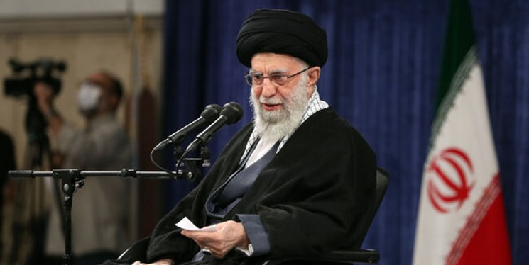 السيد الخامنئي